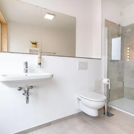 Aparthotel Metropol & 3*