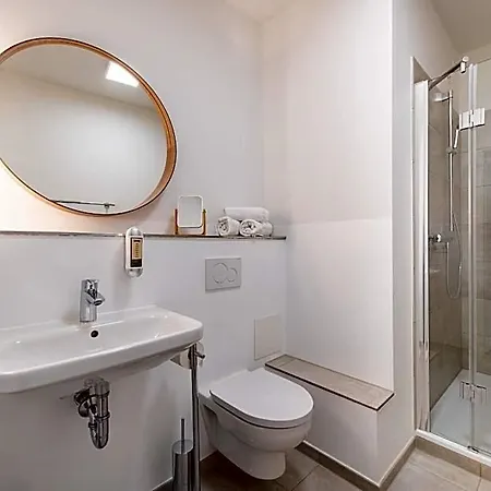 Metropol & 3* Tübingen