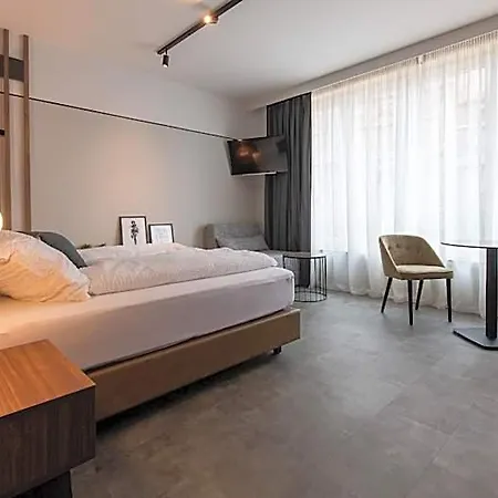 Metropol & 3* Tübingen