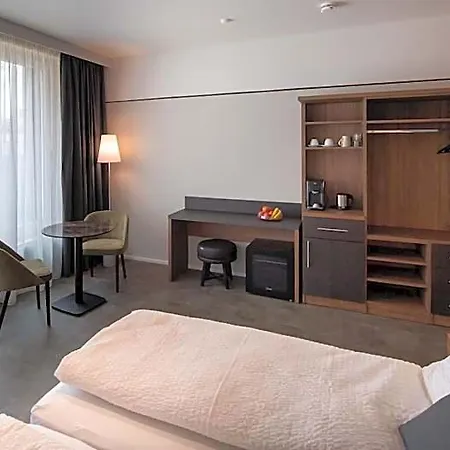 Metropol & 3*